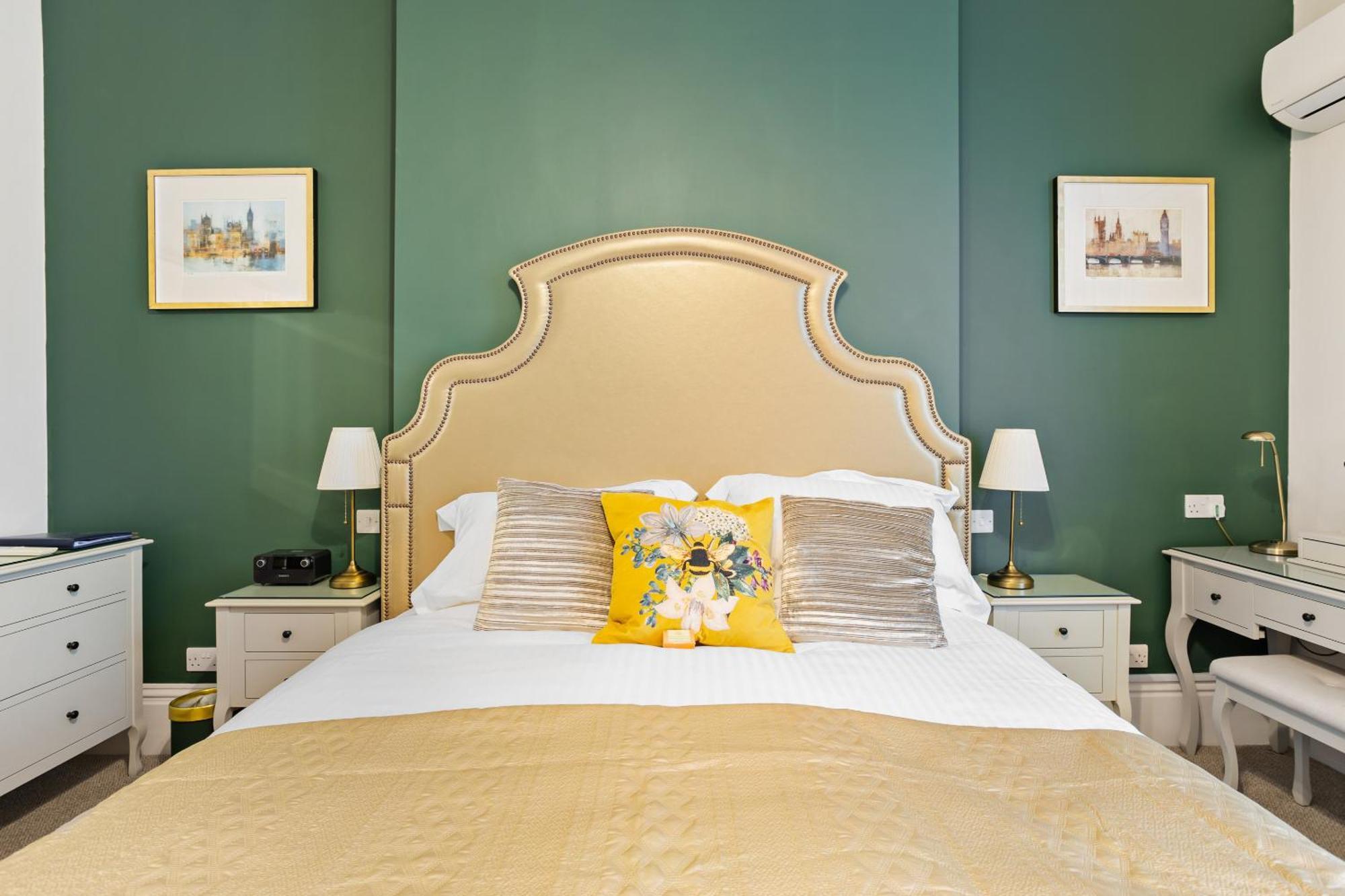 Kingston House Bed & Breakfast